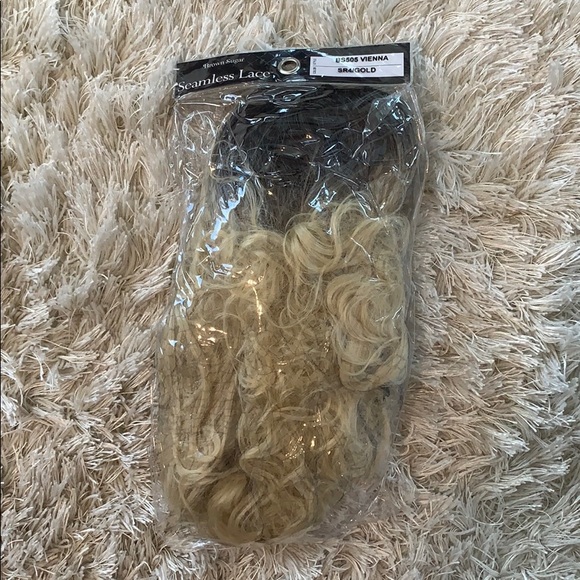 NWT ManeConcept BrownSugar Seamless Lace Front Wig - Picture 8 of 8